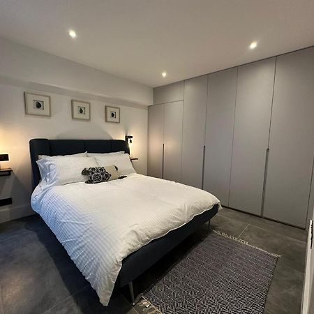 Two Bedroom House In Kilburn Лондон Екстериор снимка